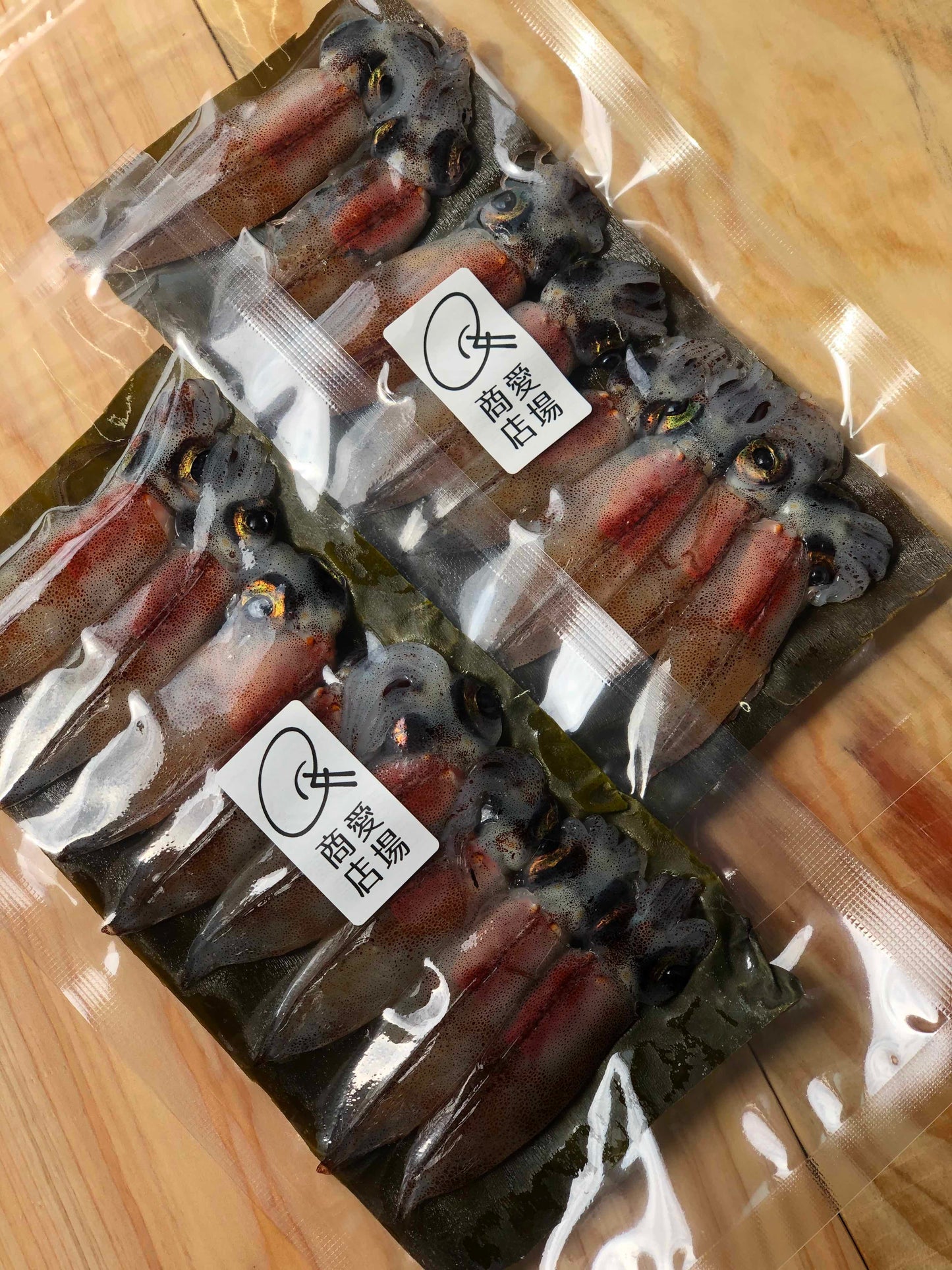 ◉富山ホタルイカの昆布〆3pcセット 肝もまるごと味わえるホタルイカ昆布じめです!