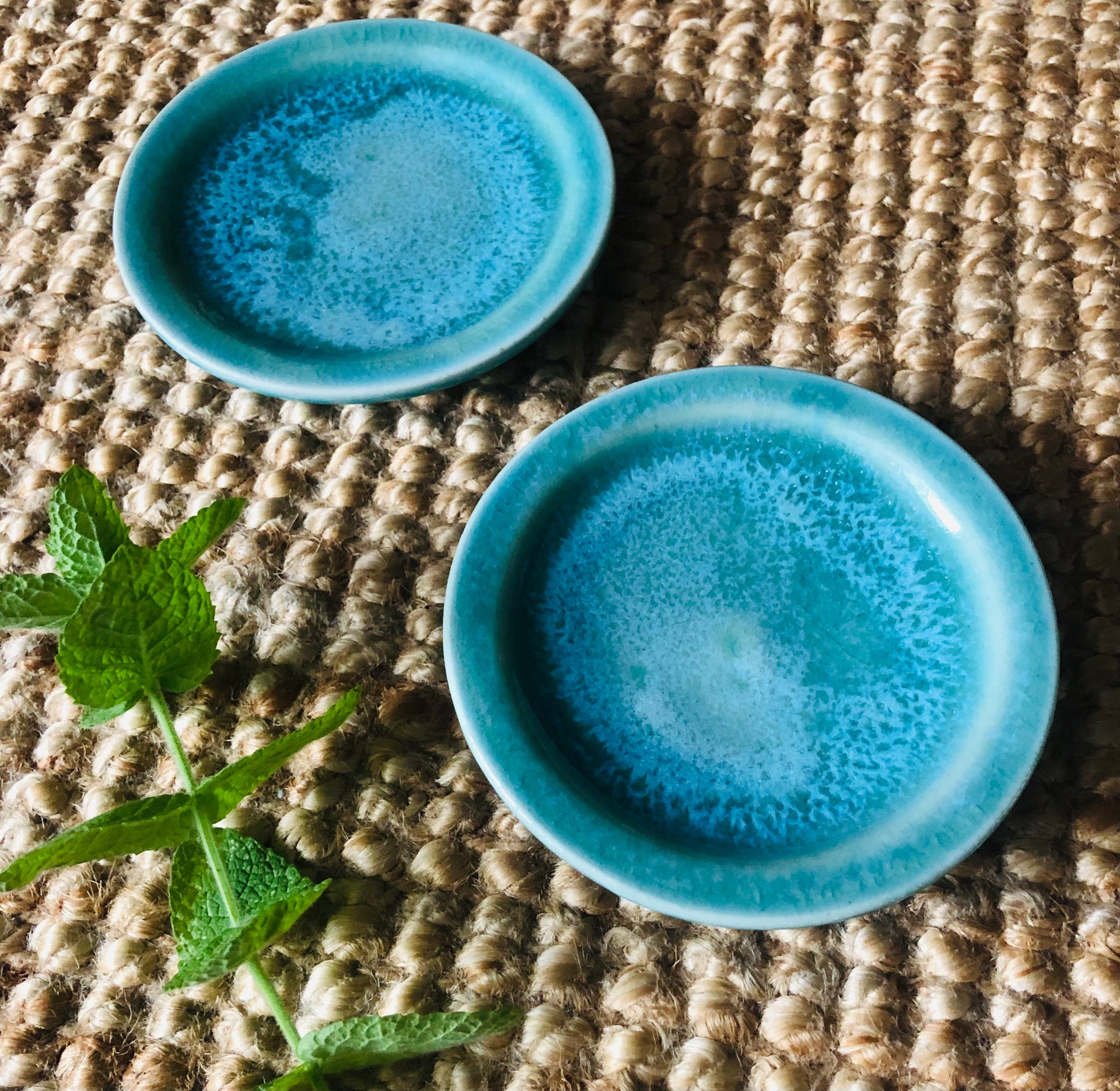 ヒスイ色のうつわ 豆皿1枚：富山県朝日町のヒスイをイメージしたうつわ