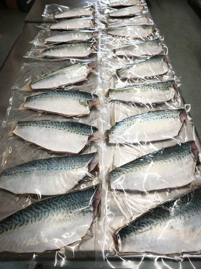 ◉おすすめ！今が旬です！鯖好きセット！　昆布仕込みのしめ鯖3pc・魚醤仕込みの干し鯖3pc 　大サイズ鯖使用　